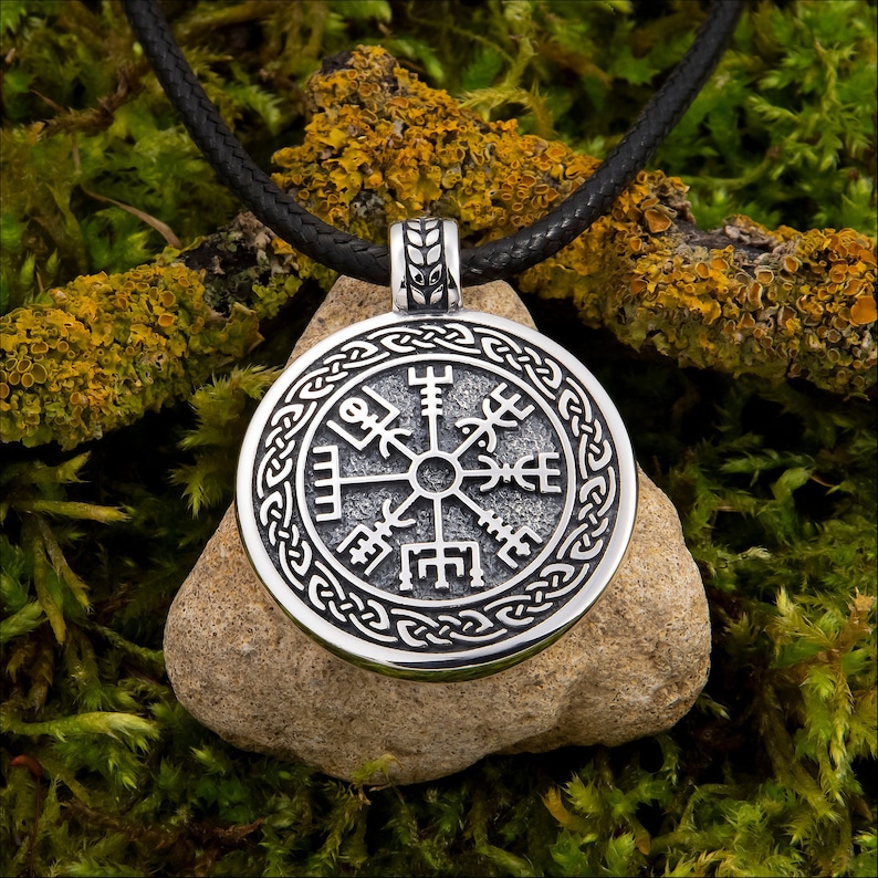 925 Sterling Silver Viking Rune Beast good on 925 sterling silver necklace